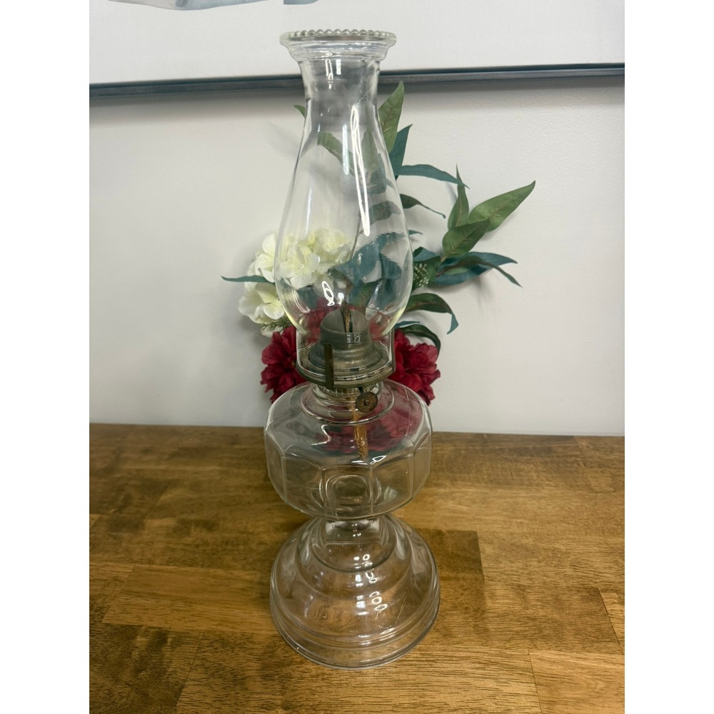 Vintage Queen Mary Clear Glass Oil Lamp Swirl‎ Base Tall Hurricane